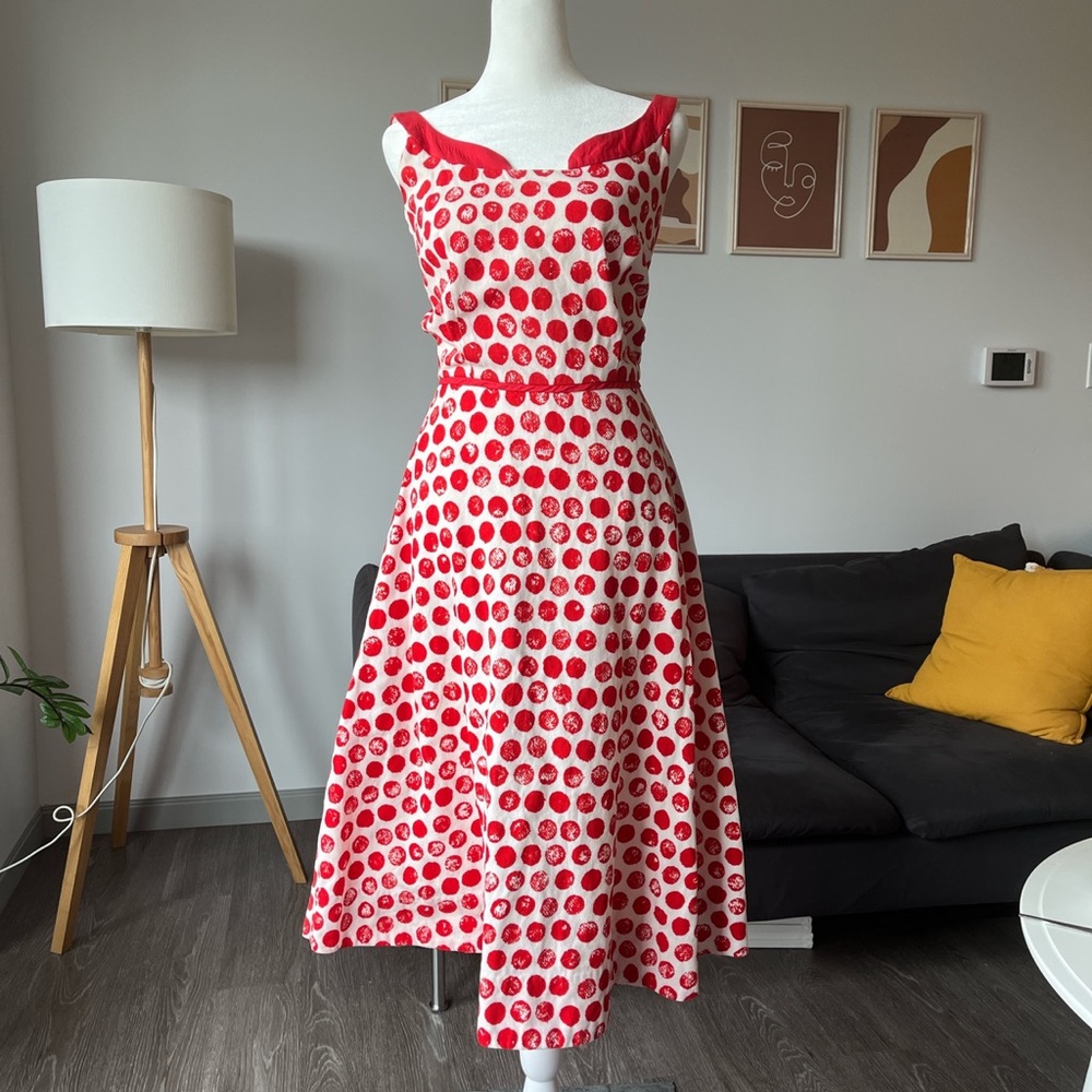 Vintage red polka dot dress. Size 6.